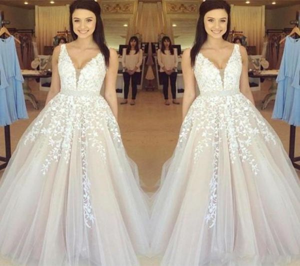 2017 luxury women prom dress plunging tulle appliques v neck party dresses evening gowns sweep train celebrity pageant dress7150660, Black
2017 luxury women prom dress plunging tulle appliques v neck party dresses evening gowns sweep train celebrity pageant dress7150660, Black
