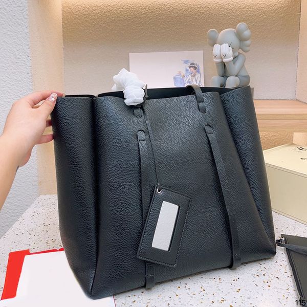 large capacity shoulder bag women handbag genuine leather tote bags fashion travel shopping purse zipper wallets big size 36x37cm black hand
large capacity shoulder bag women handbag genuine leather tote bags fashion travel shopping purse zipper wallets big size 36x37cm black hand