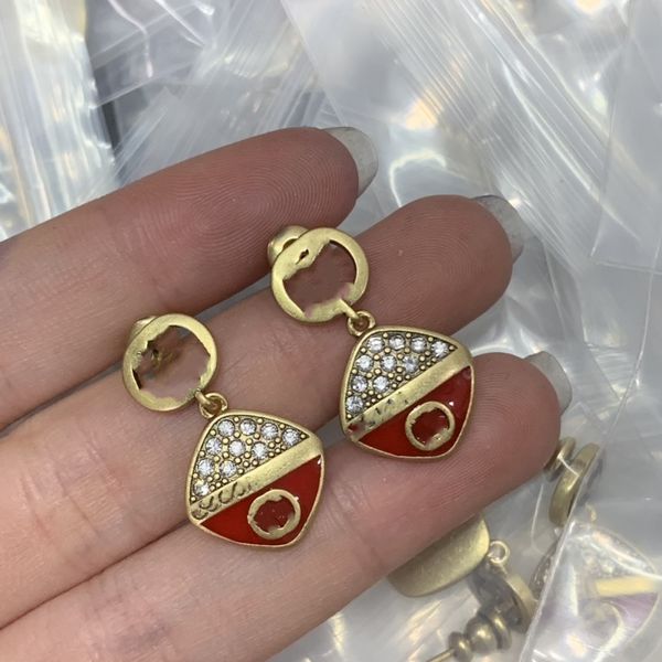 2023 earrings women designer double letter stud ggity luxury geometric crystal heart-shaped couple earrings for lady party wedding kg6f, Golden;silver
2023 earrings women designer double letter stud ggity luxury geometric crystal heart-shaped couple earrings for lady party wedding kg6f, Golden;silver