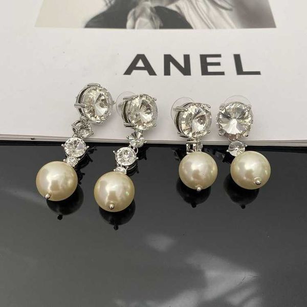 brand designer miumiu earring fashion pearl pendant water drop long women's ear clip light luxury high grade sense shihua diamond short, Golden
brand designer miumiu earring fashion pearl pendant water drop long women's ear clip light luxury high grade sense shihua diamond short, Golden