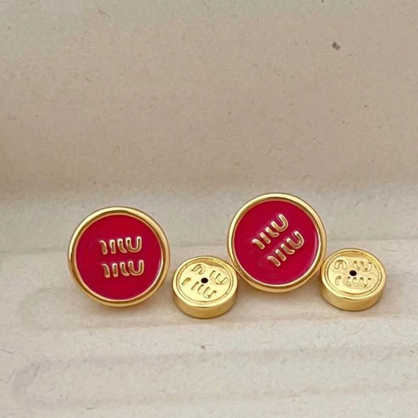 brand designer miumiu fashion disk red enamel letter m earrings simple and exquisite fashionable earrings and earrings valentine's day, Golden
brand designer miumiu fashion disk red enamel letter m earrings simple and exquisite fashionable earrings and earrings valentine's day, Golden