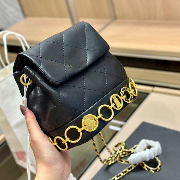 famous brand leather backpack classic mini diamond lattice designer bag lady luxury sewing thread gold coin chain travel backpack casual and
famous brand leather backpack classic mini diamond lattice designer bag lady luxury sewing thread gold coin chain travel backpack casual and