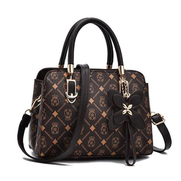 designers bags elegant sweet shoulder bag for women leather handbags fashion ladies crossbody clutch flower handbag small purse belt messeng
designers bags elegant sweet shoulder bag for women leather handbags fashion ladies crossbody clutch flower handbag small purse belt messeng