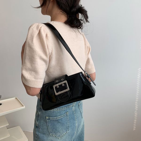 evening bags women shoulder bag glossy pu leather party handbags shiny simple casual fashion female exquisite wedding prom 230817
evening bags women shoulder bag glossy pu leather party handbags shiny simple casual fashion female exquisite wedding prom 230817