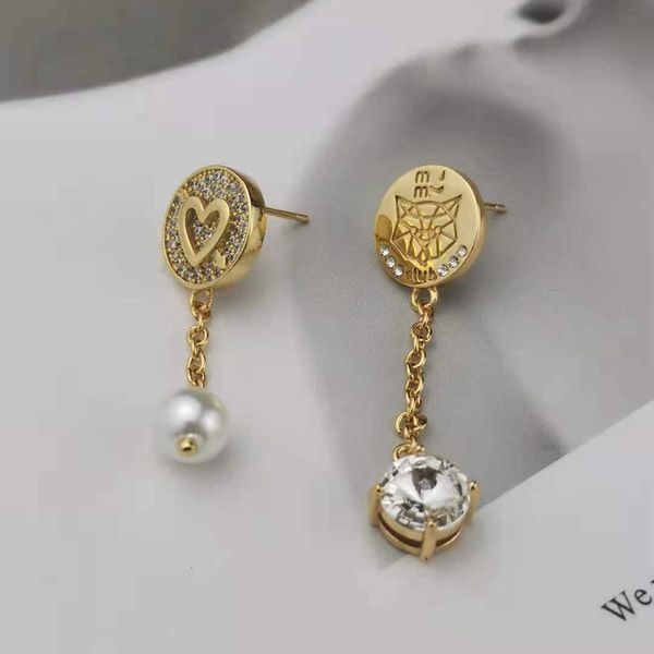 

Brand Designer MiuMiu Fashion Earrings New Asymmetric with Pearl Embedding and Diamond Advanced High Edition Valentine's Day Long AB Earrings Accessories Jewelry