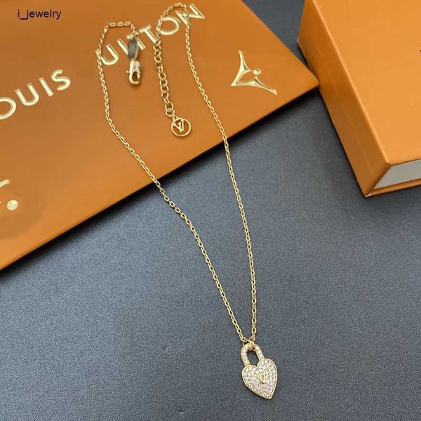 designer necklace choker chain crystal 18k gold plated brass copper l-letter pendants necklaces statement luxury women wedding jewelry b070, Silver
designer necklace choker chain crystal 18k gold plated brass copper l-letter pendants necklaces statement luxury women wedding jewelry b070, Silver