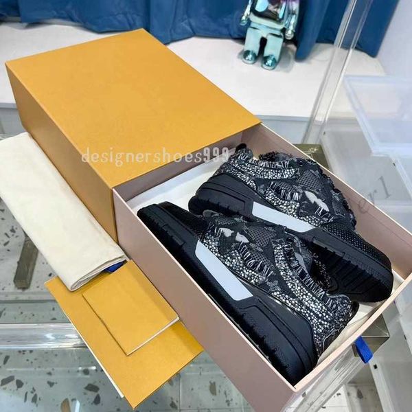 chunky skate shoes designer casual shoes sneakers rubber trainers platform sneaker multicolor lace-up skate shoes fashion running shoe, Black
chunky skate shoes designer casual shoes sneakers rubber trainers platform sneaker multicolor lace-up skate shoes fashion running shoe, Black