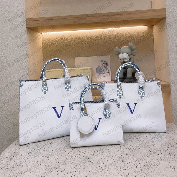 he tote bag lady famous designer handbags shopping bag with small coin purse fashion tote handbags large capacity shoulder bags embossed cro
he tote bag lady famous designer handbags shopping bag with small coin purse fashion tote handbags large capacity shoulder bags embossed cro