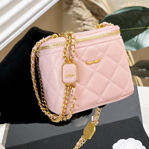 23p womens mini makeup bag leather diamond hardware metal c buckle matelasse enamel chain luxury tote crossshoulder purse coin purse with mi
23p womens mini makeup bag leather diamond hardware metal c buckle matelasse enamel chain luxury tote crossshoulder purse coin purse with mi