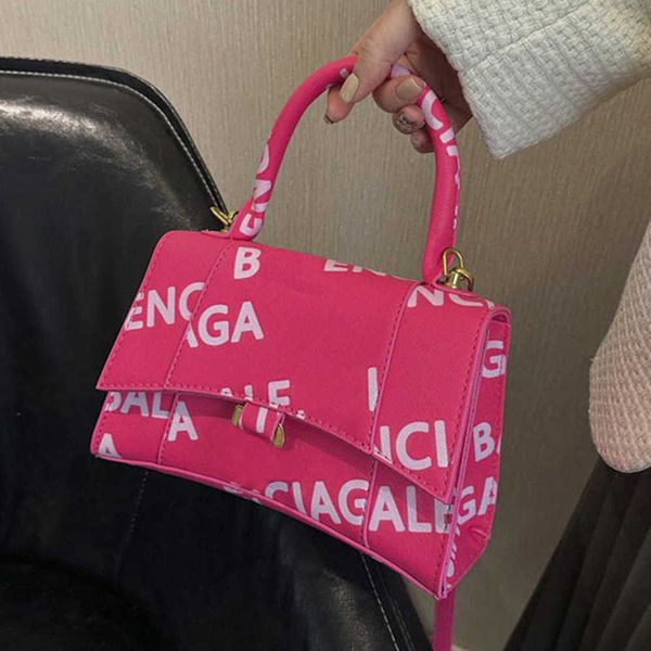 luxury women's classic hourglass bag female mini handbags letter b brand designer totes evening bags women man small square pack ladies, Black;red
luxury women's classic hourglass bag female mini handbags letter b brand designer totes evening bags women man small square pack ladies, Black;red