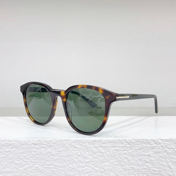 dark havana/green sunglasses 0752 men summer sunnies gafas de sol sonnenbrille uv400 eye wear with box, White;black
dark havana/green sunglasses 0752 men summer sunnies gafas de sol sonnenbrille uv400 eye wear with box, White;black