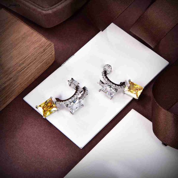 designer women earrings shiny jewelry fashion yellow rectangular diamond pendant earring #including brand box new arrival, Silver
designer women earrings shiny jewelry fashion yellow rectangular diamond pendant earring #including brand box new arrival, Silver