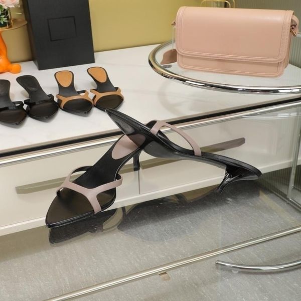 2023 designer market revival flat mules slippers high heels women slides black pink orange blue waterfront white summer flip flops sandals
2023 designer market revival flat mules slippers high heels women slides black pink orange blue waterfront white summer flip flops sandals