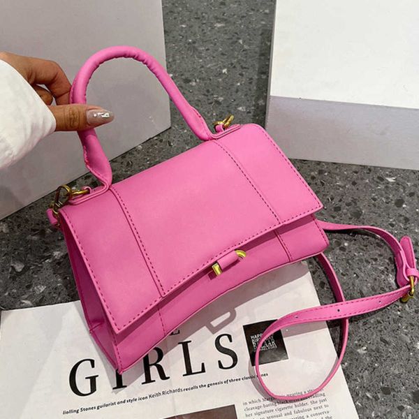 fashion women's hourglass luxury bag female mini handbags brand designer totes evening bags women man casual backpack small square pack
fashion women's hourglass luxury bag female mini handbags brand designer totes evening bags women man casual backpack small square pack