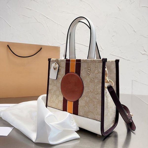 women designer luxury handbag shoulder bag crossbody bag handbag shopping bag large capacity simplicity fashion items
women designer luxury handbag shoulder bag crossbody bag handbag shopping bag large capacity simplicity fashion items