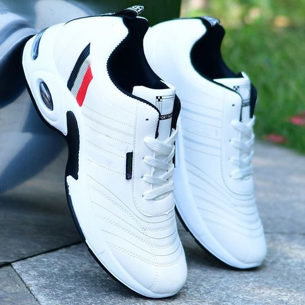 men's and women sports roller shoes leather and mesh breathable shoes, spring and summer seasons casual running shoes black and white 3
men's and women sports roller shoes leather and mesh breathable shoes, spring and summer seasons casual running shoes black and white 3