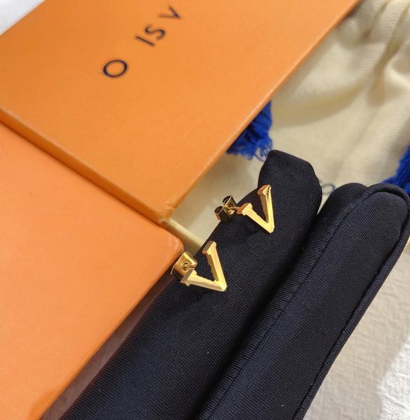 designer luxury 18k gold plated earrings charm brand letter earrings selected exquisite jewelry accessories popular fashion style 2440821, Golden
designer luxury 18k gold plated earrings charm brand letter earrings selected exquisite jewelry accessories popular fashion style 2440821, Golden