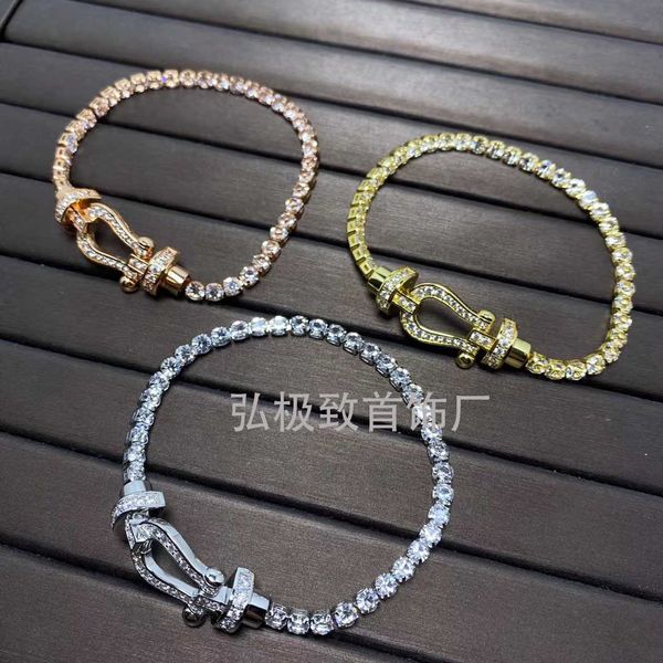 designer bracelet luxury freds freds's bracelet 18kforce10 rose colored gold horseshoe 8-point buckle full diamond men's and women, Golden;silver
designer bracelet luxury freds freds's bracelet 18kforce10 rose colored gold horseshoe 8-point buckle full diamond men's and women, Golden;silver