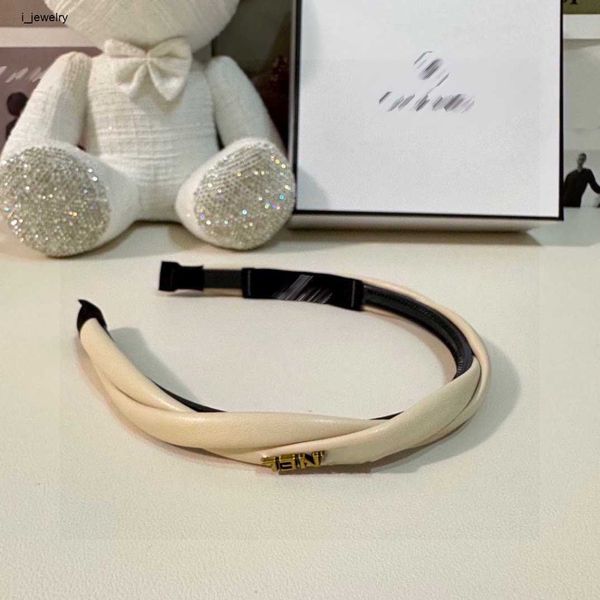 women headbands designer hair jewelry lambskin material hair band metal logo decoration headwear #including box, Silver
women headbands designer hair jewelry lambskin material hair band metal logo decoration headwear #including box, Silver
