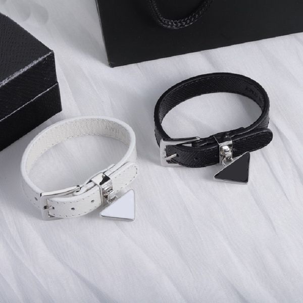 with box tennis screw bracelet designer bracelet luxury jewelry women bangle classic titanium steel alloy craft allergic wholesale portfolio, Golden;silver
with box tennis screw bracelet designer bracelet luxury jewelry women bangle classic titanium steel alloy craft allergic wholesale portfolio, Golden;silver