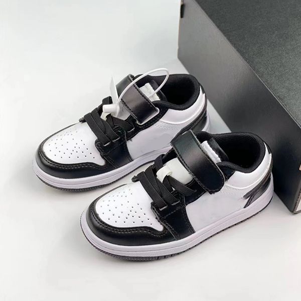 designer spring and autumn children leather stitching sports shoes boys breathable net shoes casual shoes children soft sole can wear traine, Black
designer spring and autumn children leather stitching sports shoes boys breathable net shoes casual shoes children soft sole can wear traine, Black