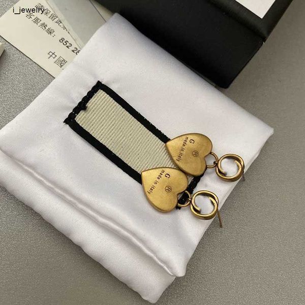 womens gold hear earrings designer fashion earring luxuyr letter g stud earrings designers jewelry women earring d2109283hl, Golden;silver
womens gold hear earrings designer fashion earring luxuyr letter g stud earrings designers jewelry women earring d2109283hl, Golden;silver
