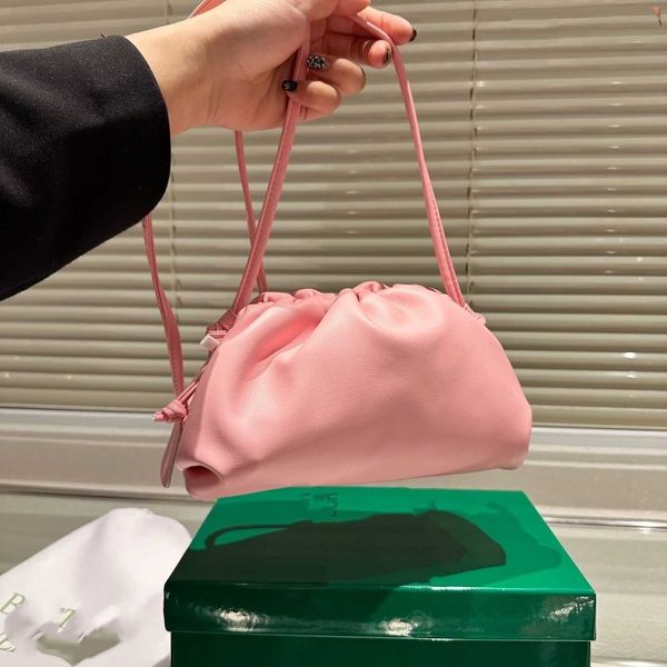 b designer bags for ladies vent shoulder 2023 spain fashionable crossbody bags handbags pink series pillow bot jayz
b designer bags for ladies vent shoulder 2023 spain fashionable crossbody bags handbags pink series pillow bot jayz