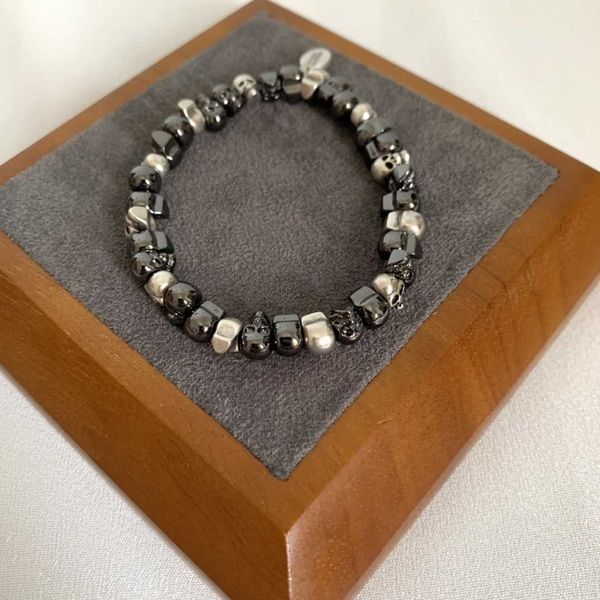 fashion designer alexander queen skeleton bracelet women's black brass ancient silver ghost talent gold plated ghost head elastic brace
fashion designer alexander queen skeleton bracelet women's black brass ancient silver ghost talent gold plated ghost head elastic brace