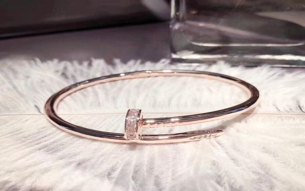 fashion designer men nail bracelet bangle titanium steel 18k gold plated bracelets inlay diamond screw cuff bangles women love jew1526797, Black
fashion designer men nail bracelet bangle titanium steel 18k gold plated bracelets inlay diamond screw cuff bangles women love jew1526797, Black