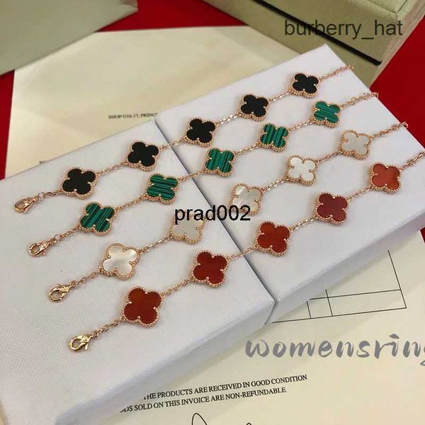fashion v brand clover designer charm bracelets for women 18k gold white red blue mother of pearl link 4 leaf 5 flowers love bracelet jewelr, Golden;silver
fashion v brand clover designer charm bracelets for women 18k gold white red blue mother of pearl link 4 leaf 5 flowers love bracelet jewelr, Golden;silver