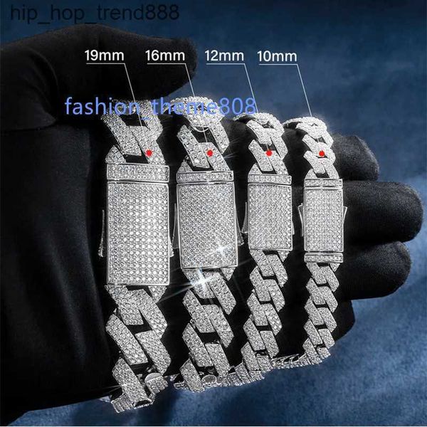 925 silver necklace 10/12/16/19mm width vvs moissanite cuban chain hip hop style rapper
925 silver necklace 10/12/16/19mm width vvs moissanite cuban chain hip hop style rapper