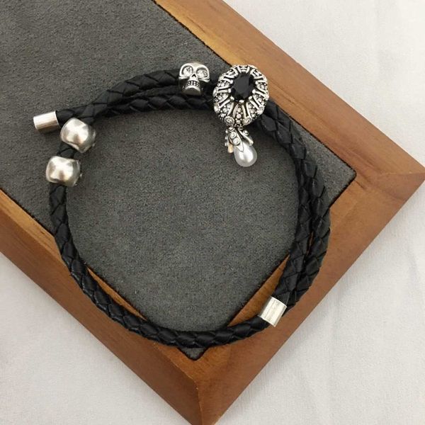 fashion designer alexander queen leather rope skeleton head bracelet female personality style black leather bracelet full diamond bracelet, Silver
fashion designer alexander queen leather rope skeleton head bracelet female personality style black leather bracelet full diamond bracelet, Silver
