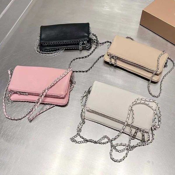 trendy z wings shoulder bags v cosmetic bags cases popular designer bag womens wings diamond-ironing rivets leather messenger crossbody hand
trendy z wings shoulder bags v cosmetic bags cases popular designer bag womens wings diamond-ironing rivets leather messenger crossbody hand