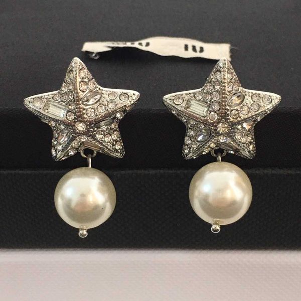 

Brand Designer MiuMiu Fashion Earrings new five pointed star Pearl with Diamond Star Earrings high quality light luxury Valentine's Day gifts Accessories Jewelry