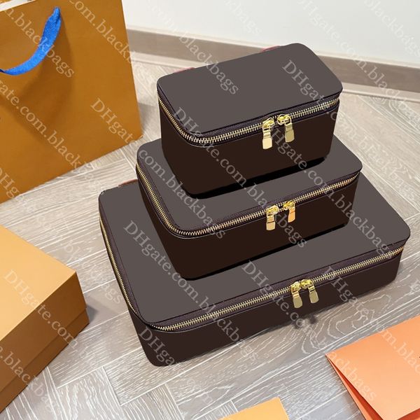 large capacity makeup bag designer cosmetic case classic leather travel wash bag make up storage cases three sizes available
large capacity makeup bag designer cosmetic case classic leather travel wash bag make up storage cases three sizes available