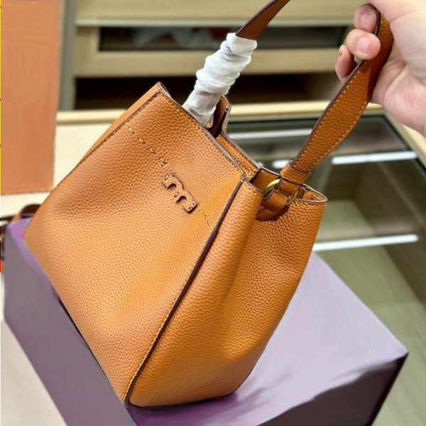 designer bag luxury fashion shoulder bag for women large capacity handbags ladies drawing tote bags good match
designer bag luxury fashion shoulder bag for women large capacity handbags ladies drawing tote bags good match