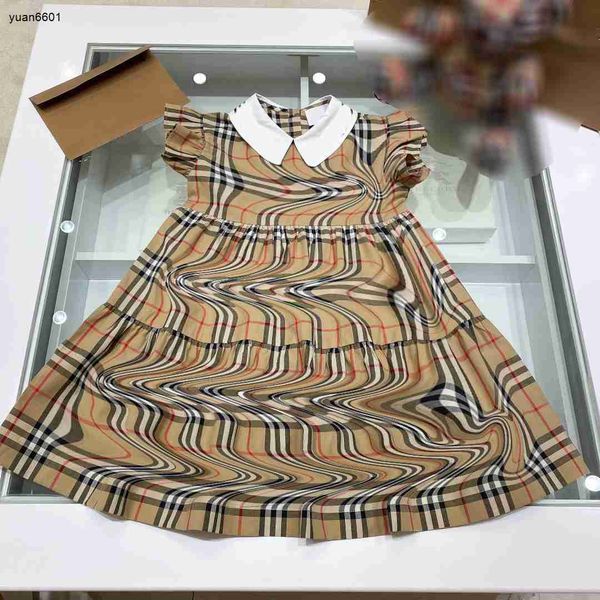 luxury designer baby clothes pleated lace cuffs girls dress size 100170 cm letter printing lapel kids dress check child skirt jun, Red;yellow
luxury designer baby clothes pleated lace cuffs girls dress size 100170 cm letter printing lapel kids dress check child skirt jun, Red;yellow