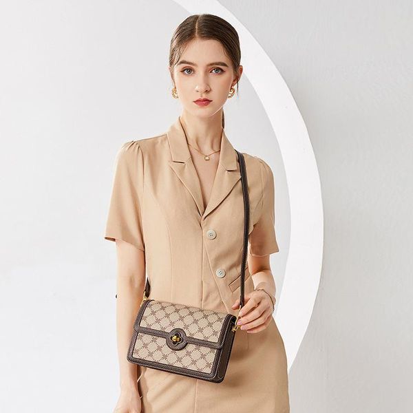 classic shoulder bag belt crossbody bags young lady handbag khaki genuine leather flap weekend casual wallets fashion purse card holder zipp
classic shoulder bag belt crossbody bags young lady handbag khaki genuine leather flap weekend casual wallets fashion purse card holder zipp