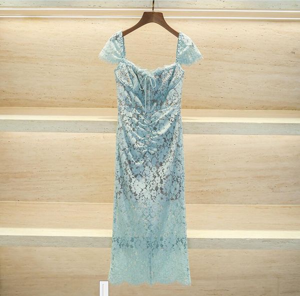 auth self portrait small fragrant style, high grade, blue long dress, square neck, water soluble lace dress, Black;gray
auth self portrait small fragrant style, high grade, blue long dress, square neck, water soluble lace dress, Black;gray