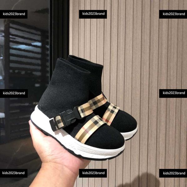 kids socks shoes child sneaker new listing plaid design contrast stitching box packaging rubber spring children's size 26-35, Black;red
kids socks shoes child sneaker new listing plaid design contrast stitching box packaging rubber spring children's size 26-35, Black;red