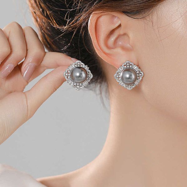 full diamond pearl silver needle earrings light luxury versatile and versatile earrings female small fragrant earrings ornaments, Black
full diamond pearl silver needle earrings light luxury versatile and versatile earrings female small fragrant earrings ornaments, Black