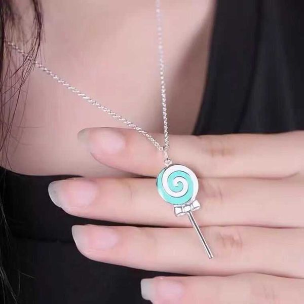 tiffay lollipop necklace 925 sterling silver plated with 18k goldie family creative candy key pendant collarbone chain, Black
tiffay lollipop necklace 925 sterling silver plated with 18k goldie family creative candy key pendant collarbone chain, Black