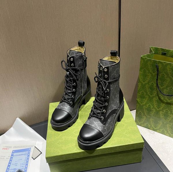 2024 autumn and winter women's british style boots high women's shoes martin boots short boots lace up nylon mid boot g3511, Black
2024 autumn and winter women's british style boots high women's shoes martin boots short boots lace up nylon mid boot g3511, Black