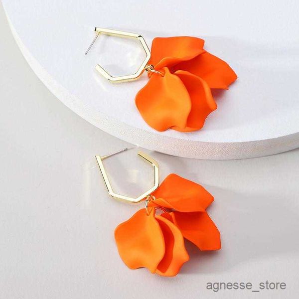 charm retro earring stylish 925 silver dangle earring metal creative jewelry summer exquisite earrings r230819, Golden
charm retro earring stylish 925 silver dangle earring metal creative jewelry summer exquisite earrings r230819, Golden