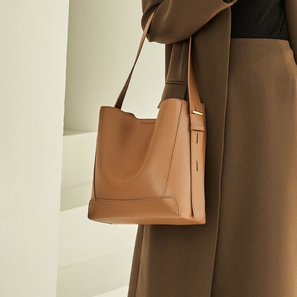 designer bag women shoulder bags crossbody underarm bag handbags commute daily tote bag handbag purse adjustable straps crossbody backpack t
designer bag women shoulder bags crossbody underarm bag handbags commute daily tote bag handbag purse adjustable straps crossbody backpack t