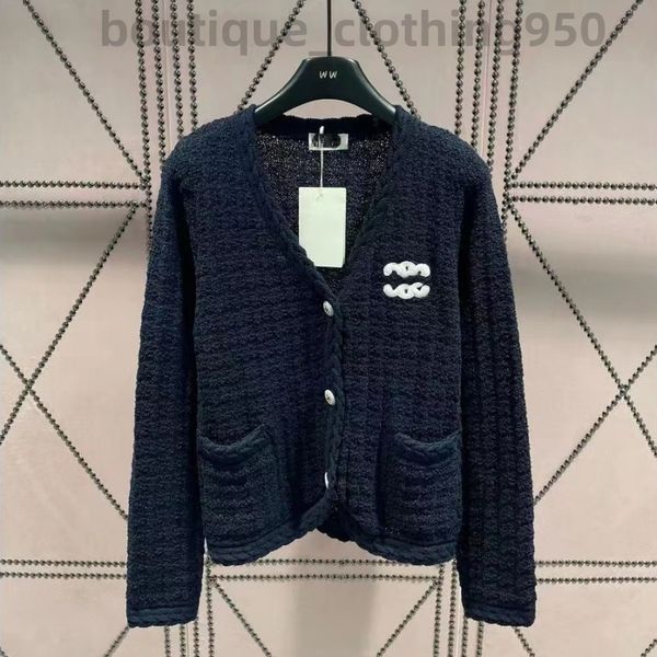 fashion sells autumn womens sweaters designer men pullover round neck striped letter high end jacquard cardigan knitting sweaters coats s, White;black
fashion sells autumn womens sweaters designer men pullover round neck striped letter high end jacquard cardigan knitting sweaters coats s, White;black
