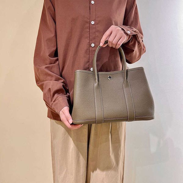 bag authentic handbag designer party garden tote leather cowhide commuter fashion women's
bag authentic handbag designer party garden tote leather cowhide commuter fashion women's