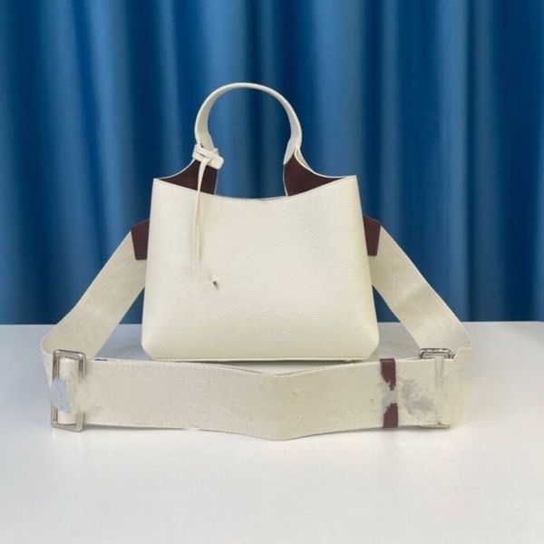 womens ladies exquisite fashion luxury designers apa tote with logo handbag women totes bag
womens ladies exquisite fashion luxury designers apa tote with logo handbag women totes bag