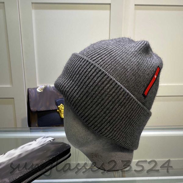 dark grey pra classic knitted hat brand logo, autumn and winter fashion accessories, comfortable, warm and breathable, letter stickers 20222, Blue;gray
dark grey pra classic knitted hat brand logo, autumn and winter fashion accessories, comfortable, warm and breathable, letter stickers 20222, Blue;gray
