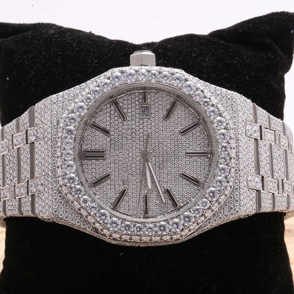op5f brand new iced out 2023 arrival luxury gold sier original customized hip hop men missanite diamond wrist watch, Silver
op5f brand new iced out 2023 arrival luxury gold sier original customized hip hop men missanite diamond wrist watch, Silver